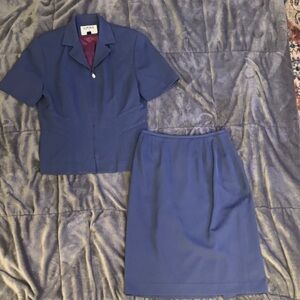 Kasper lavender vintage Short-Sleeve Skirt Suit